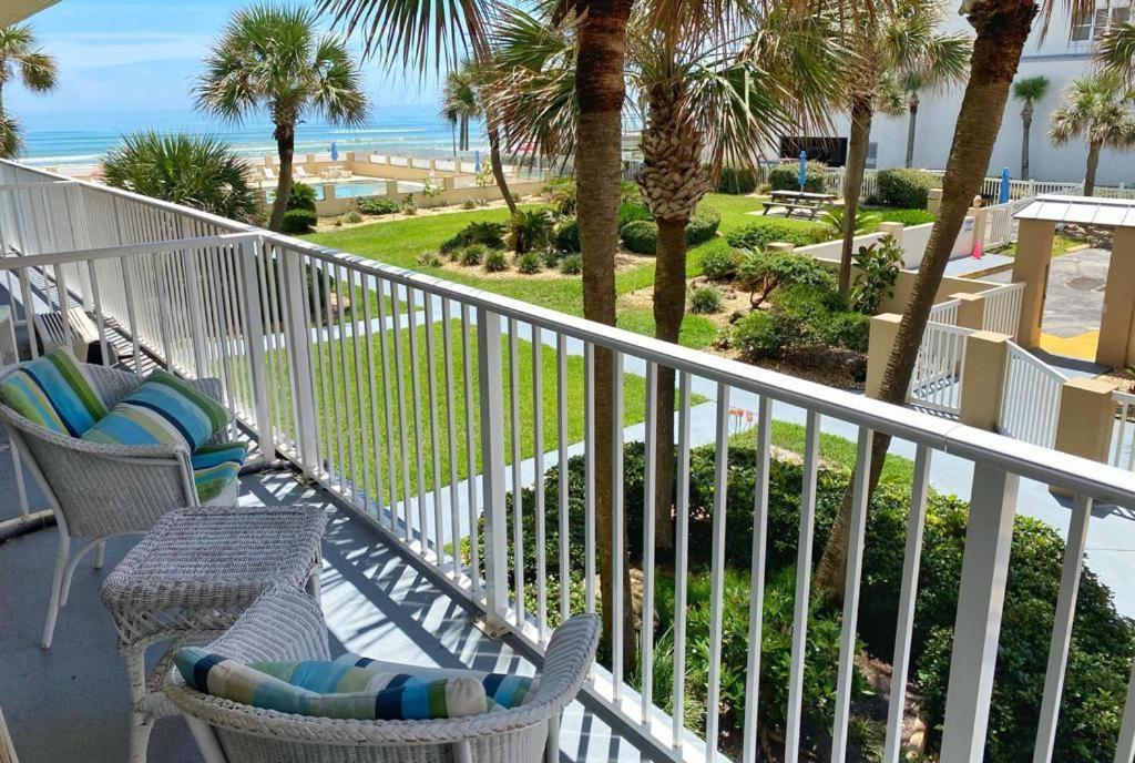 Castaways Resort Studios Daytona Beach Buitenkant foto